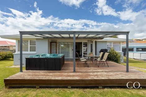Photo of property in 13 Lilac Place, Otumoetai, Tauranga, 3110