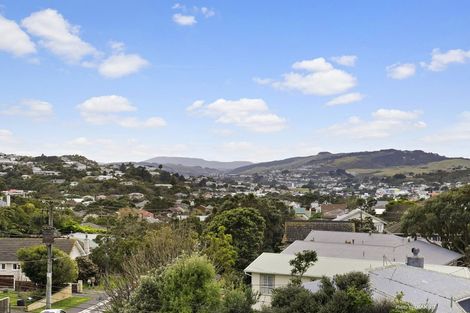 Photo of property in 34 Arapiko Street, Johnsonville, Wellington, 6037