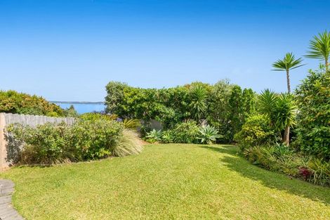 Photo of property in 1326 Whangaparaoa Road, Army Bay, Whangaparaoa, 0930