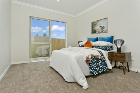 Photo of property in 47 Symes Drive, Red Beach, 0932