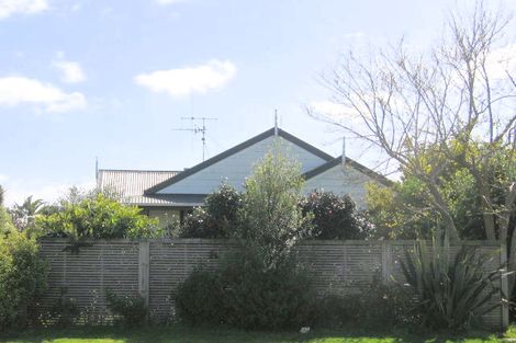 Photo of property in 75a Simpson Road, Papamoa Beach, Papamoa, 3118