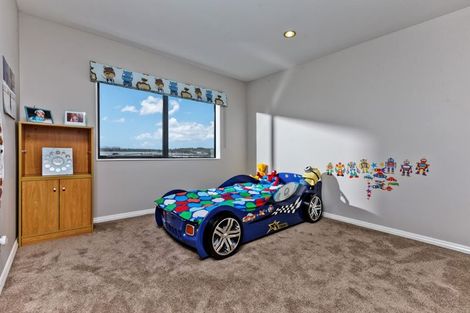 Photo of property in 28b Bannings Way, Hobsonville, Auckland, 0618