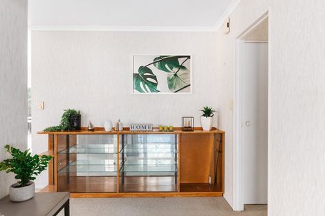 Photo of property in 215 Gloucester Road, Mount Maunganui, 3116