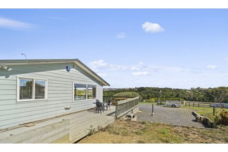 Photo of property in 28 Fielding Road, Awhitu, Waiuku, 2684