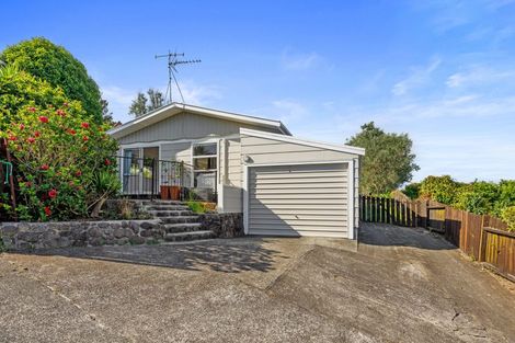 Photo of property in 18 Jonathon Street, Brookfield, Tauranga, 3110