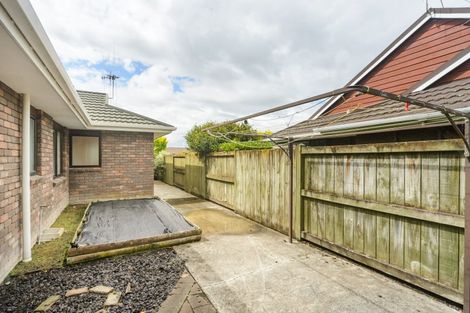 Photo of property in 112 John F Kennedy Drive, Milson, Palmerston North, 4414