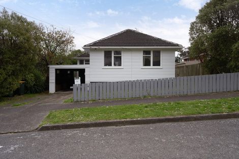 Photo of property in 14 Durham Street, Cannons Creek, Porirua, 5024