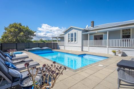 Photo of property in 106 Settlement Road, Te Horo, Otaki, 5582
