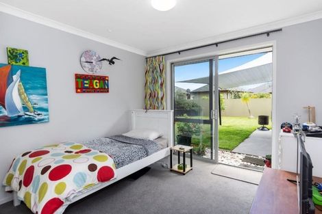 Photo of property in 24 Louise Drive, Ohauiti, Tauranga, 3112