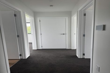 Photo of property in 7 Kumai Lane, Wallaceville, 5018