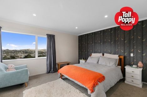 Photo of property in 7 Epic Way, Newlands, Wellington, 6037