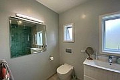 Photo of property in 79 Tipahi Street, Nelson South, Nelson, 7010