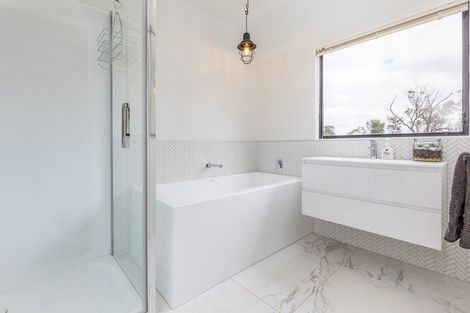 Photo of property in 8/24 West End Road, Herne Bay, Auckland, 1022