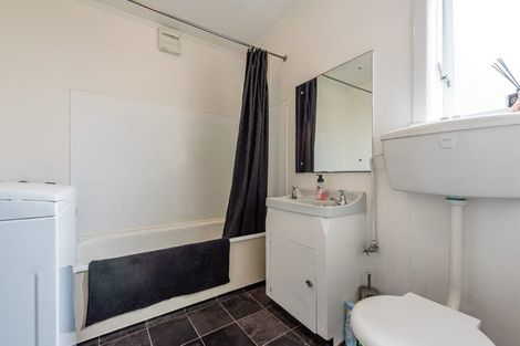 Photo of property in 28a Collier Avenue, Karori, Wellington, 6012