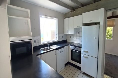 Photo of property in 148 Nicholson Road, Khandallah, Wellington, 6035