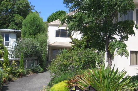 Photo of property in 98 Saddleback Rise, Murrays Bay, Auckland, 0630