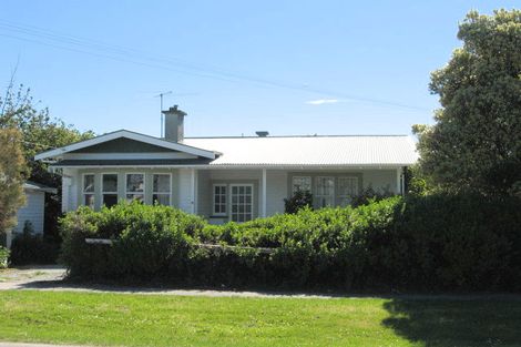 Photo of property in 1 Dickson Street, Kaiti, Gisborne, 4010