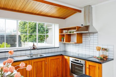 Photo of property in 65 Buick Crescent, Awapuni, Palmerston North, 4412