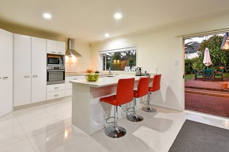 Photo of property in 40 Goodwood Drive, Goodwood Heights, Auckland, 2105