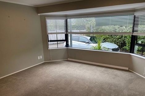 Photo of property in 2/48 Shakespeare Road, Milford, Auckland, 0620