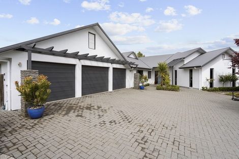 Photo of property in 10 Damio Place, Cambridge, 3434