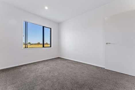 Photo of property in 59 Hayfield Way, Karaka, Papakura, 2113
