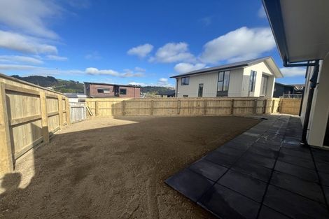 Photo of property in 9 Barque Crescent, Whitby, Porirua, 5024