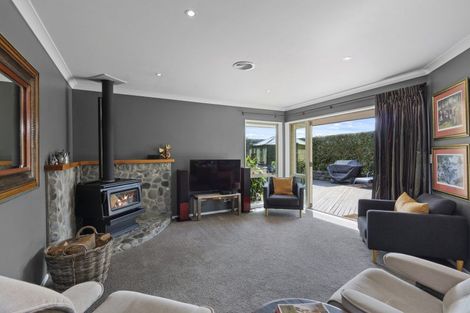 Photo of property in 152 Horndon Street, Darfield, 7510