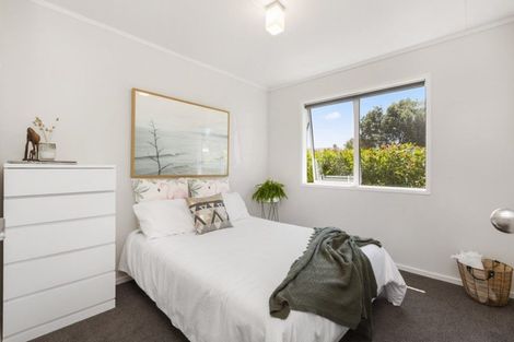 Photo of property in 30 Uenuku Avenue, Raglan, 3225