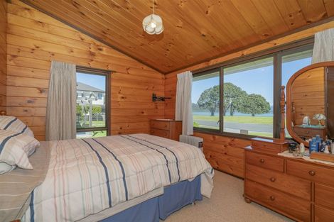 Photo of property in 67 Robinson Road, Whitianga, 3510