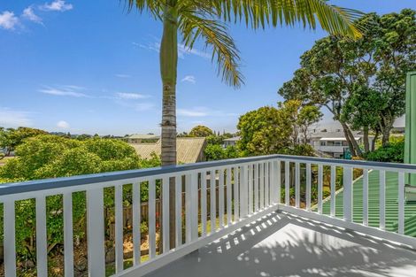 Photo of property in 11 Ohiwa Parade, Ohope, 3121