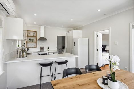 Photo of property in 16 Francis Road, Paraparaumu Beach, Paraparaumu, 5032