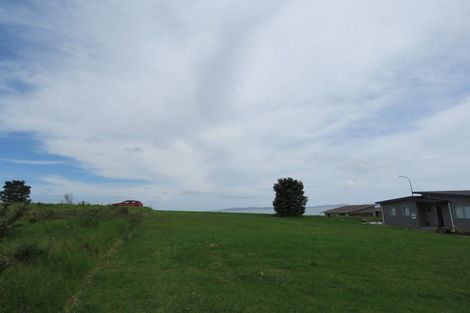 Photo of property in 34 Dudley Crescent, Cable Bay, 0420