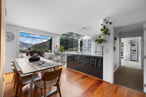 Photo of property in 214 Fernhill Road, Sunshine Bay, Queenstown, 9300
