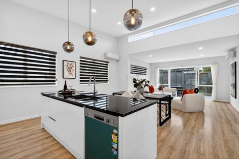 Photo of property in 41 Ascension Crescent, Orewa, 0931