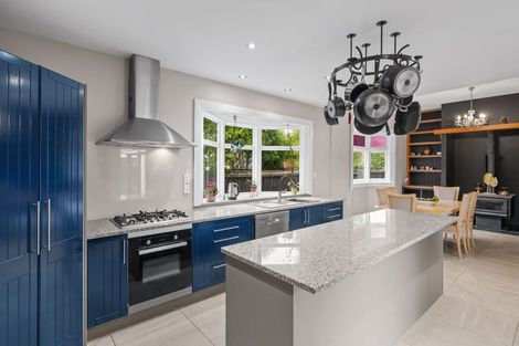 Photo of property in 12 Medway Street, Richmond, Christchurch, 8013