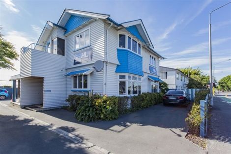 Photo of property in 4 Whitmore Street, Edgeware, Christchurch, 8013