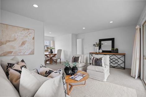 Photo of property in 1/14 Elliott Avenue, Bayview, Auckland, 0629