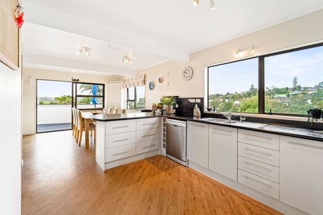 Photo of property in 43 Redwing Street, Browns Bay, Auckland, 0630