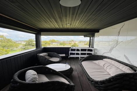 Photo of property in 3 Wyon Way, Flat Bush, Auckland, 2016