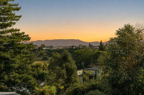 Photo of property in 16 Graham Place, Bellevue, Tauranga, 3110