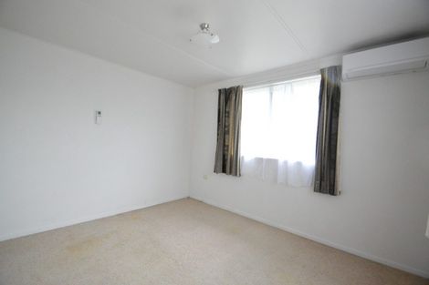 Photo of property in 14 Bledisloe Street, Levin, 5510