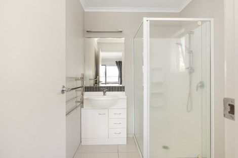 Photo of property in 37 Golden Sands Drive, Papamoa Beach, Papamoa, 3118