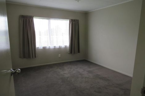 Photo of property in 1b Cairngorm Place, Highland Park, Auckland, 2010