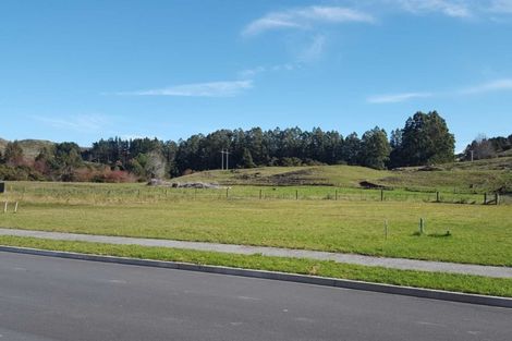 Photo of property in 5 Erlam Place, Matipo Heights, Rotorua, 3015