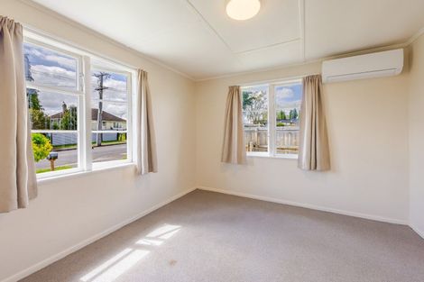 Photo of property in 20 Churchill Street, Waipukurau, 4200