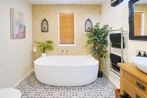 Photo of property in 1/1 Loe Place, Amberley, 7410