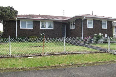 Photo of property in 28 Chingford Close, Mangere, Auckland, 2022