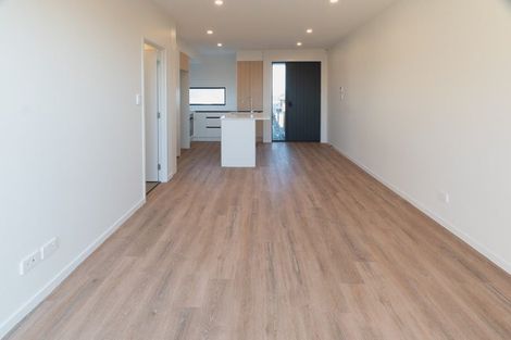 Photo of property in 20 Clay Works Lane, New Lynn, 0600