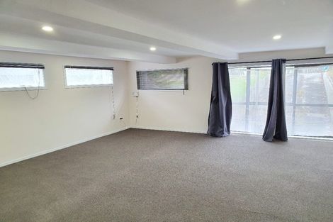 Photo of property in 49 Woodglen Road, Glen Eden, Auckland, 0602